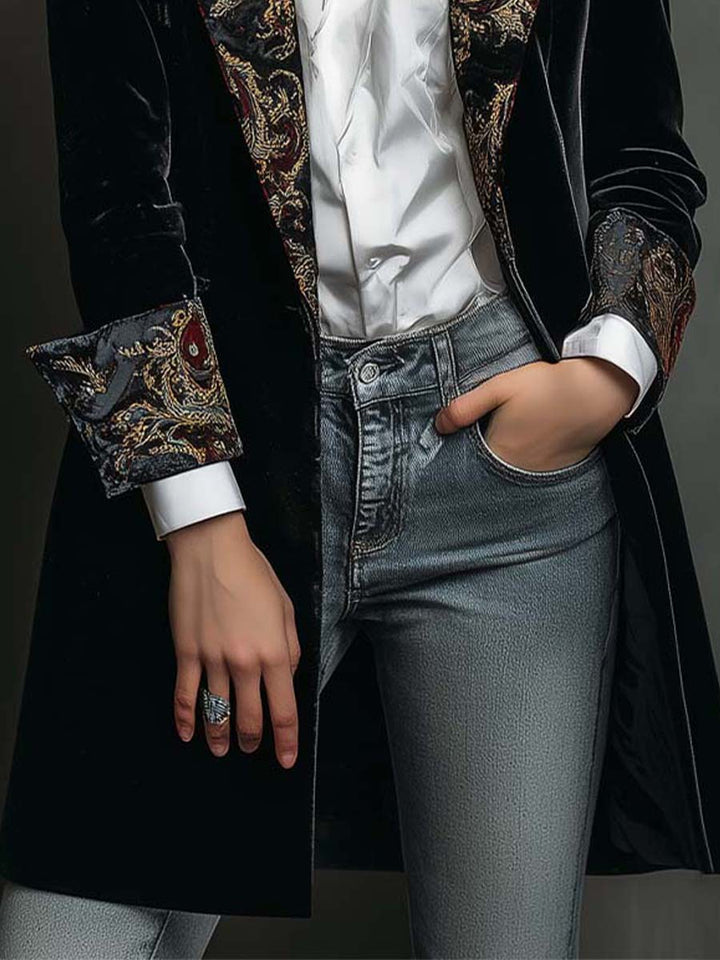 Blazer in Velluto Nero Vintage di Lusso Senza Tempo con Rever Stampato Barocco